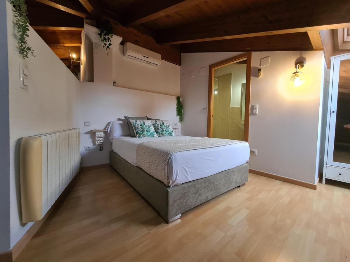 Apartment Dos Torres Atico Abuhardillado En Calle Alfonso I